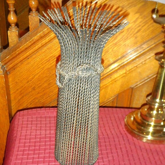 Massive, Heavy ~~~ CANDLE HOLDER ~~~ - Picture 1 of 1